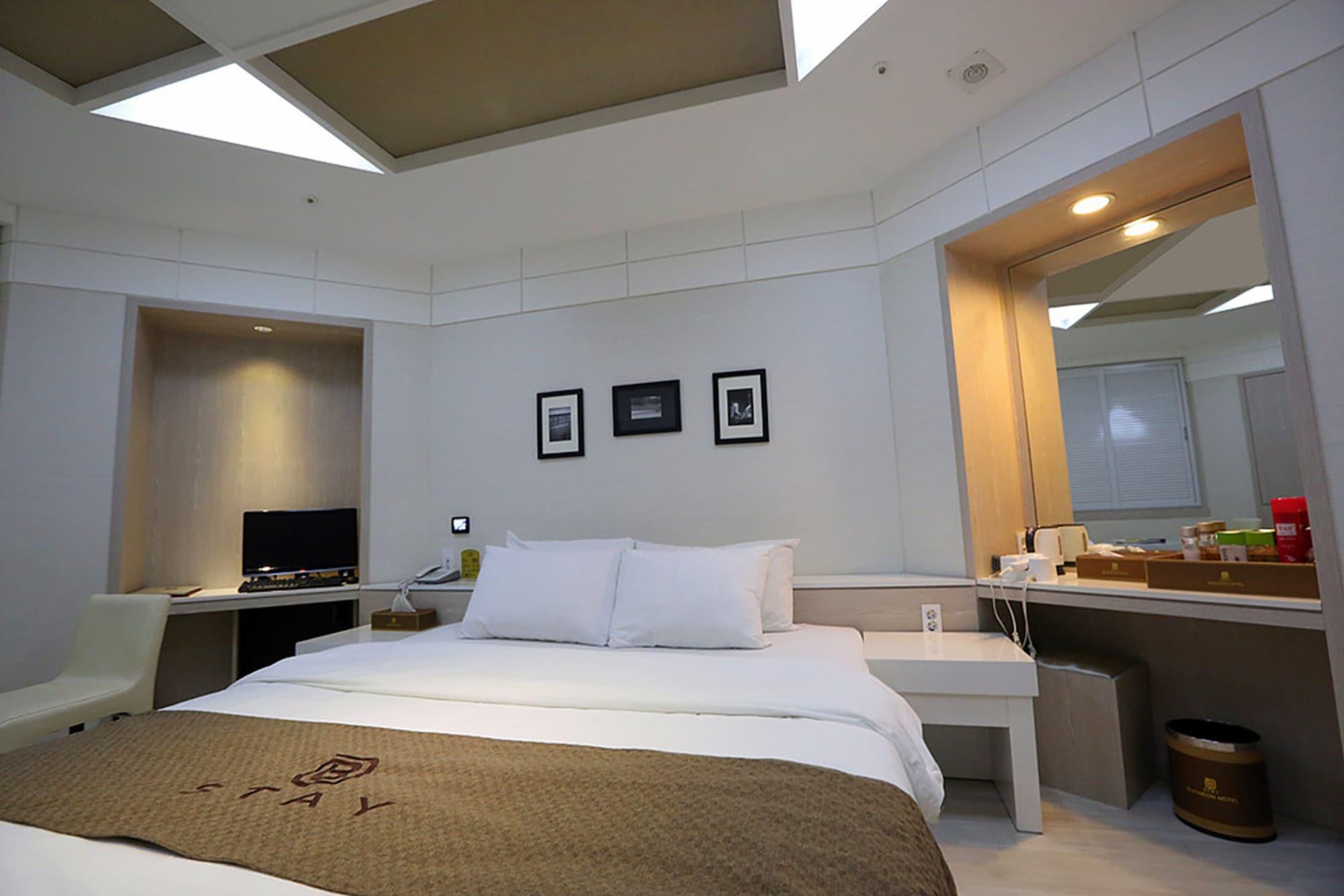 Bucheon Hotel Esterno foto