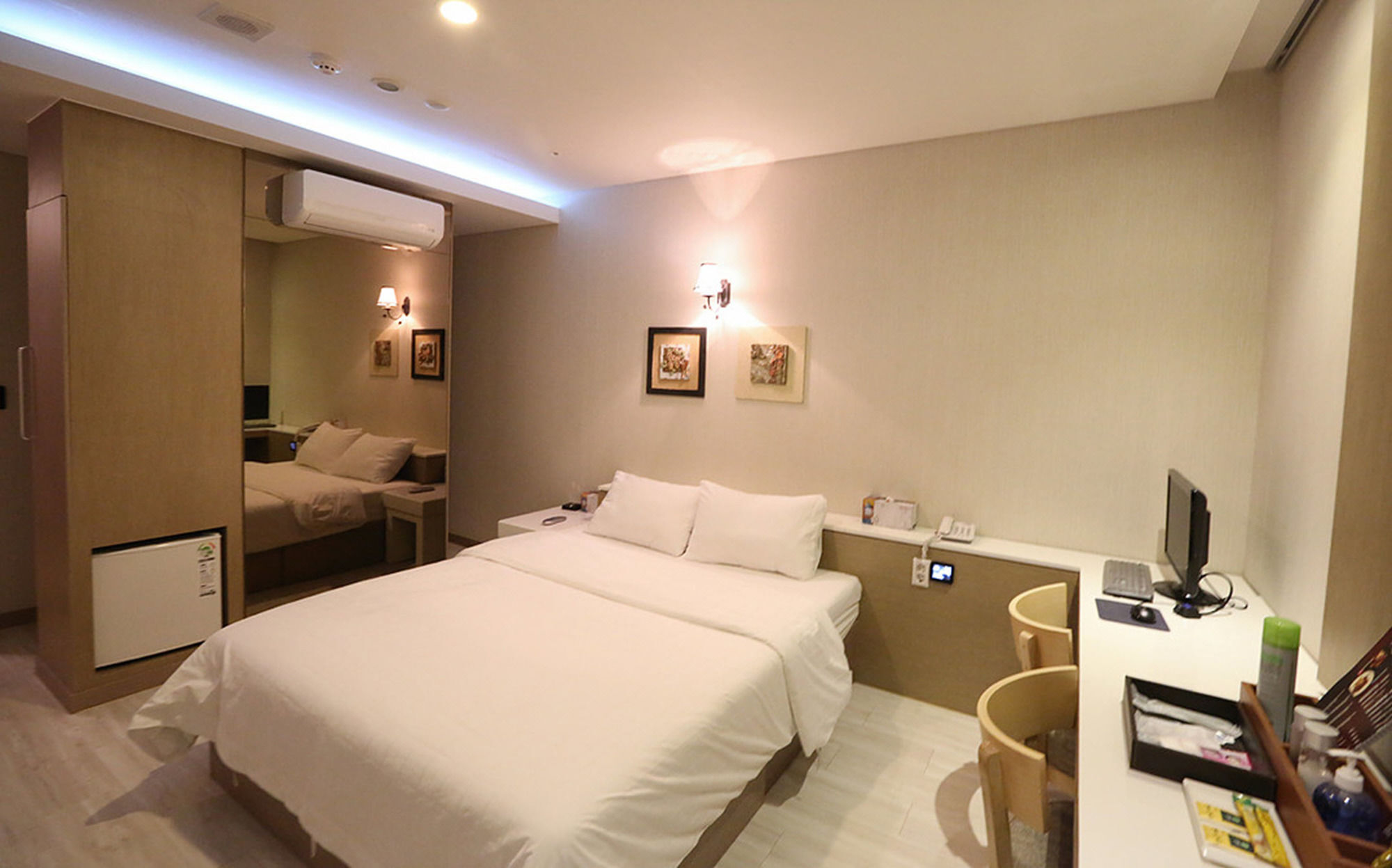 Bucheon Hotel Esterno foto